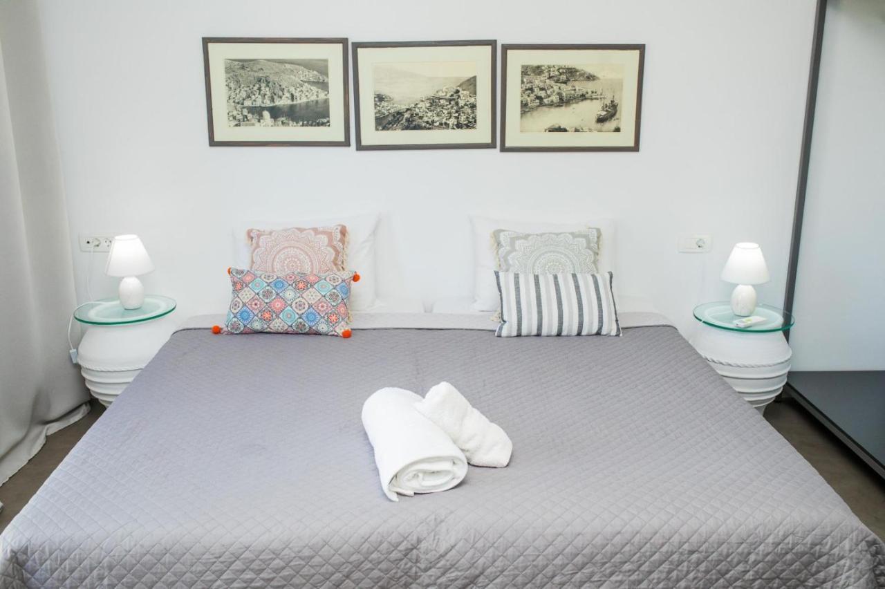 Niriides Hotel Apartments Symi Exterior foto